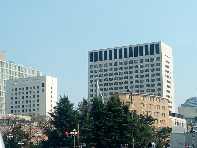 上智大学